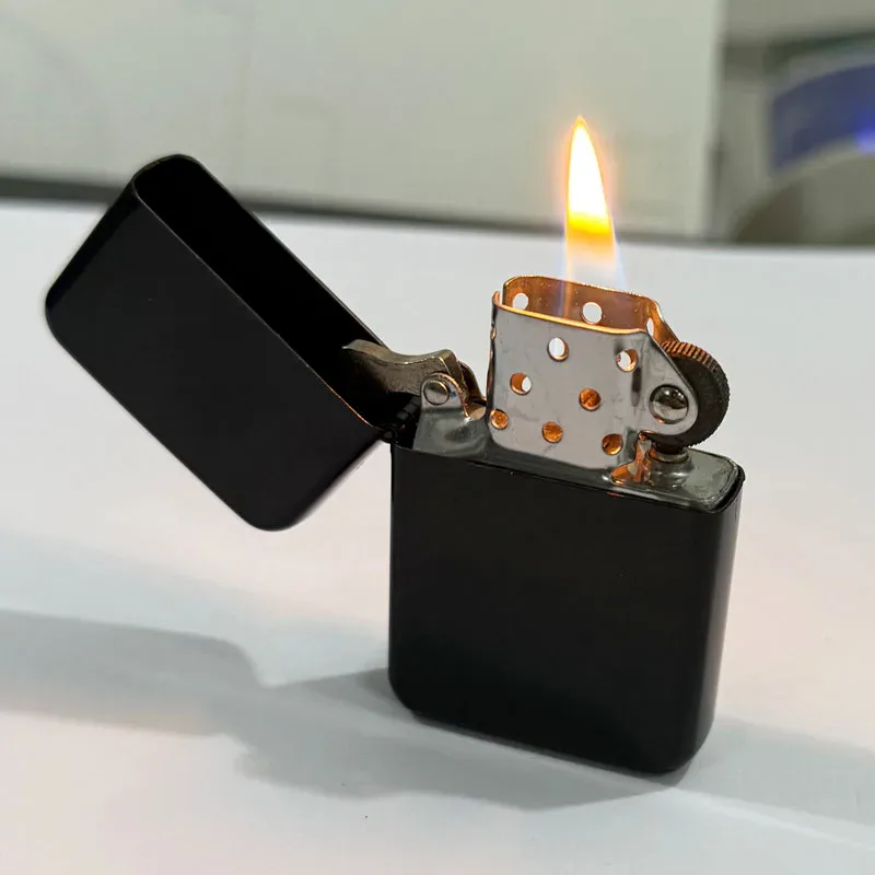 Encendedor de gasolina con acabado mate