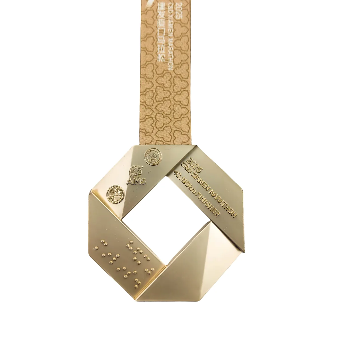 Medalla fundida con relieve 3D y forma original