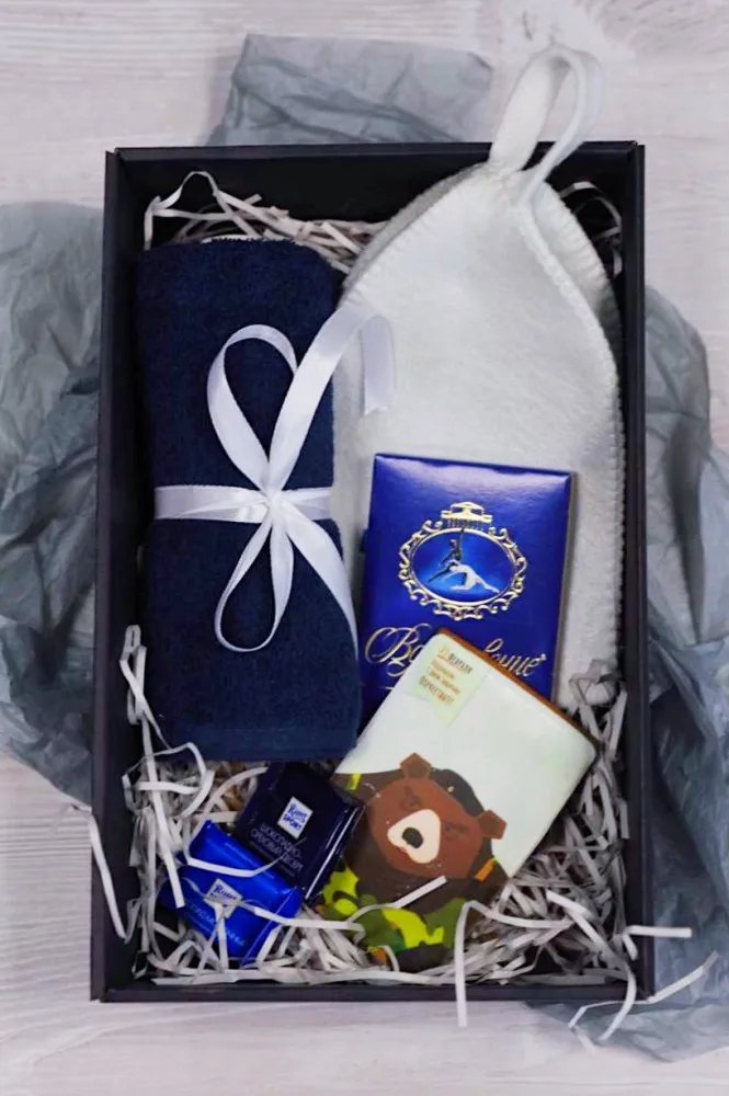 Gift Set “Bath Delights” for Men: Towel and Sauna Hat
