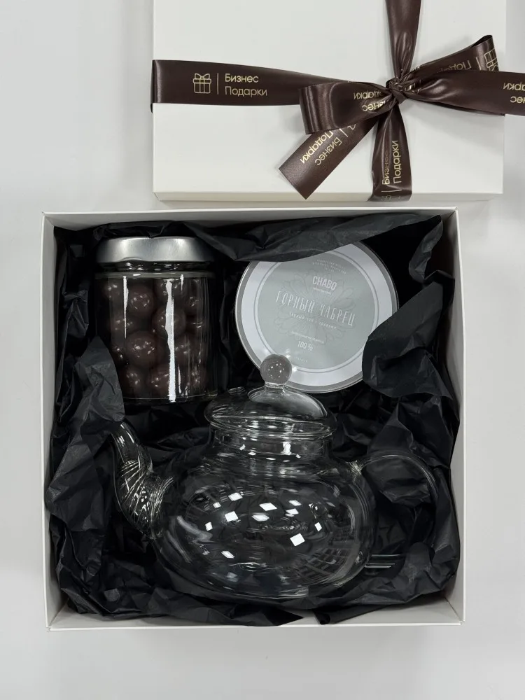 Geschenkset „Tea Break“: Glasteekanne, Tee und Nüsse