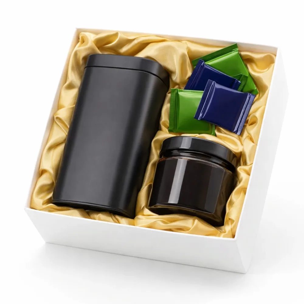 Geschenkset „Stories of Warmth“: Tee, Konfitüre und Schokolade
