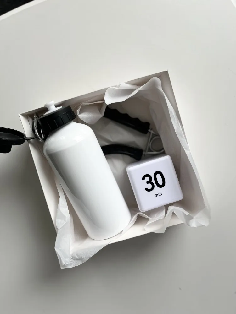 Set de regalo “Lifestyle”: botella, pinza de mano y temporizador