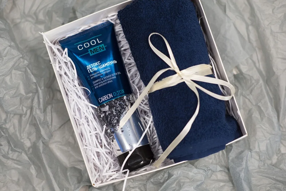Set de regalo “Men's Energy”: toalla y gel de ducha