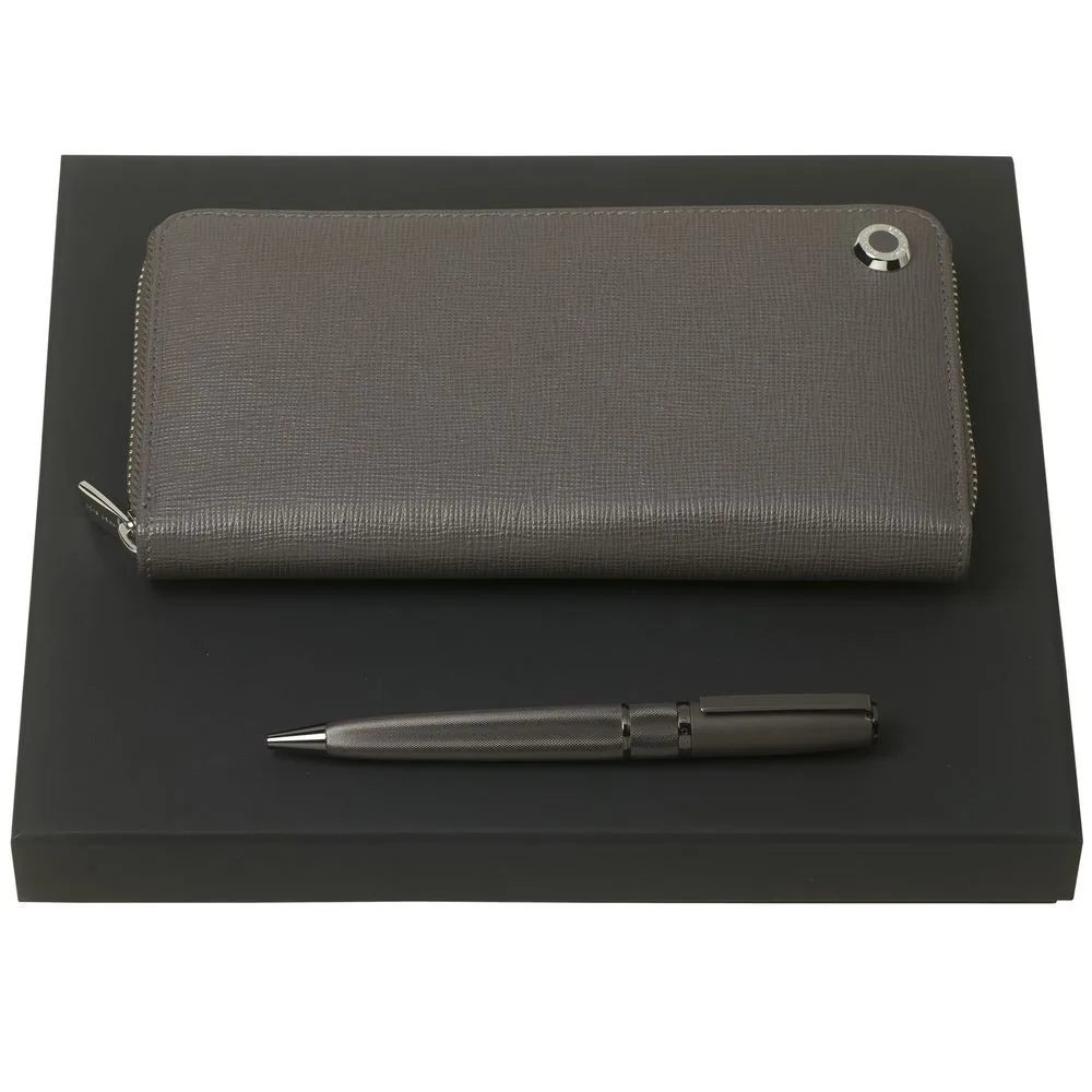 Set regalo: organizer da viaggio in pelle e penna