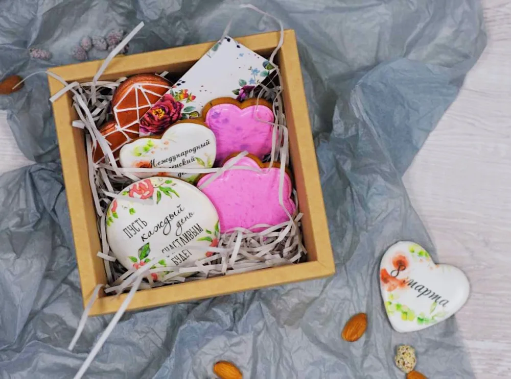 Coffret cadeau «Gingerbread Beauty» : biscuits peints de printemps