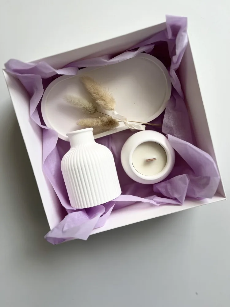 Gift Set “Cosy”: Vase, Soy Candle and Dried Flowers
