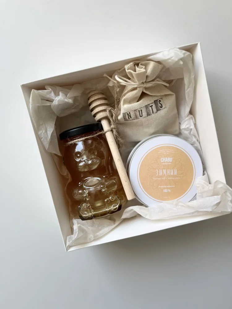 Set de regalo “Winter”: miel, té y frutos secos