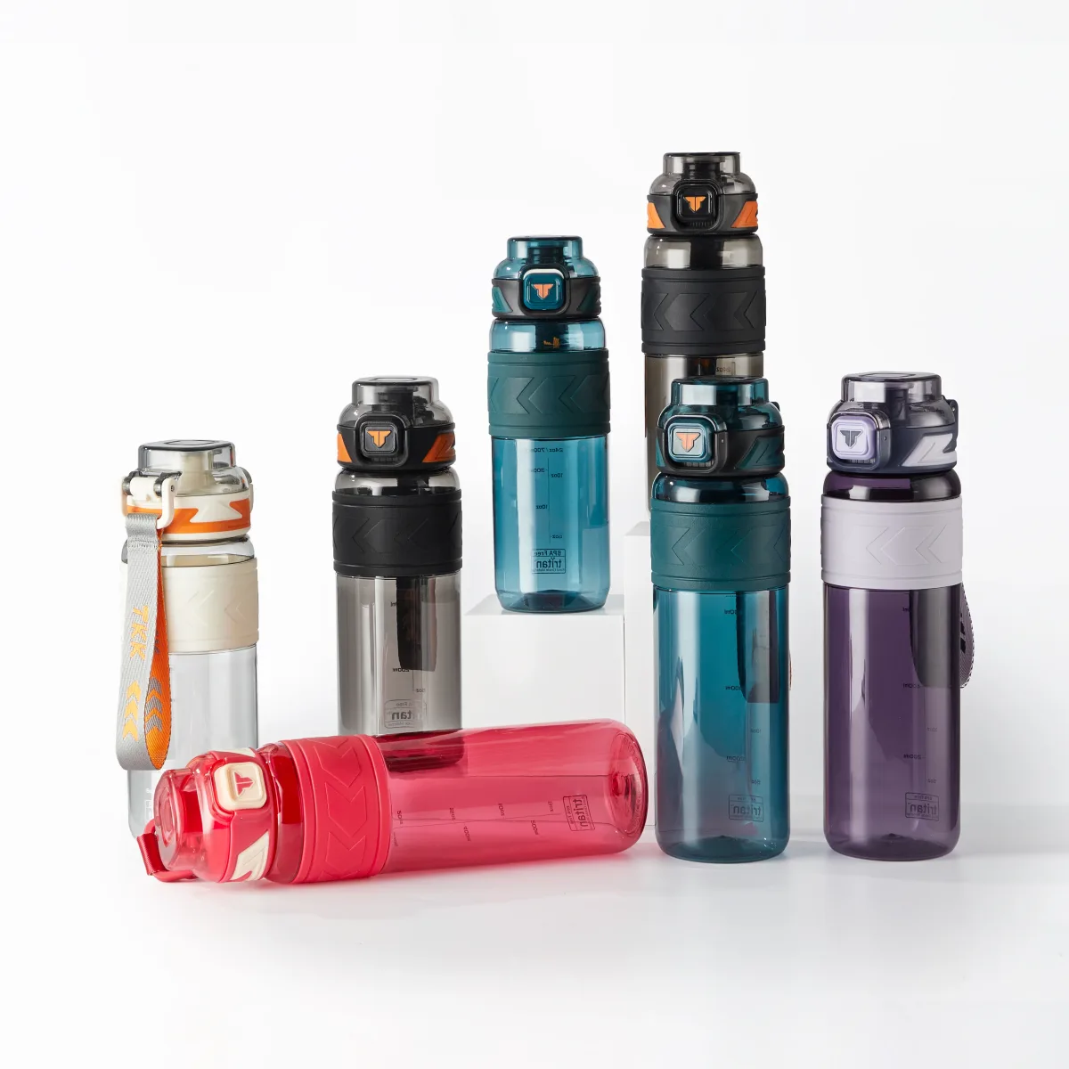 Tritan-Sportflasche mit Trinkhalm