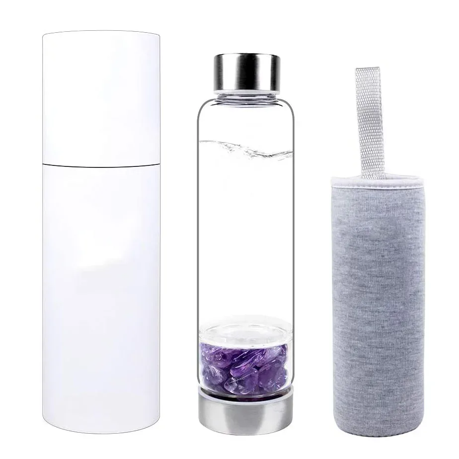 Glasflasche mit Quarzkristallen