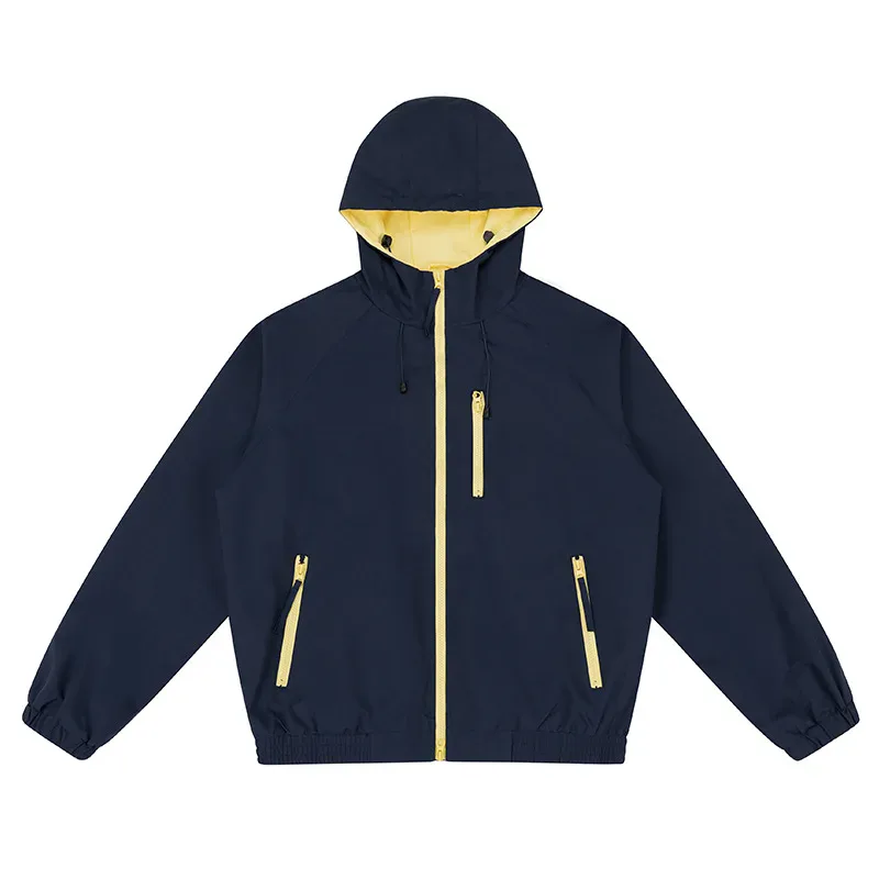 Giacca a vento con cappuccio e zip a contrasto